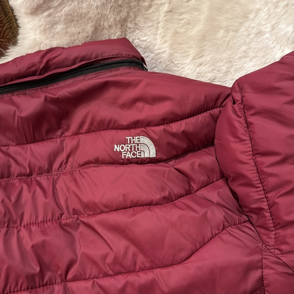 Northface Jacket - Picture 9 of 12